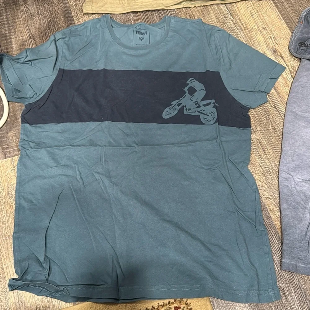 3 Mavi t shirts - Picture 4 of 7
